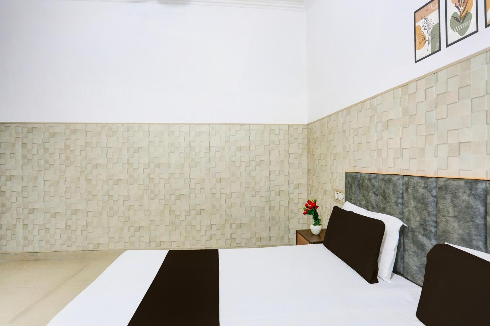 Hotel O Vk Palace อัครา ภายนอก รูปภาพ
